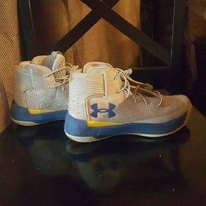 Steph Curry Under Armor Wardell SC Basketball Shoes